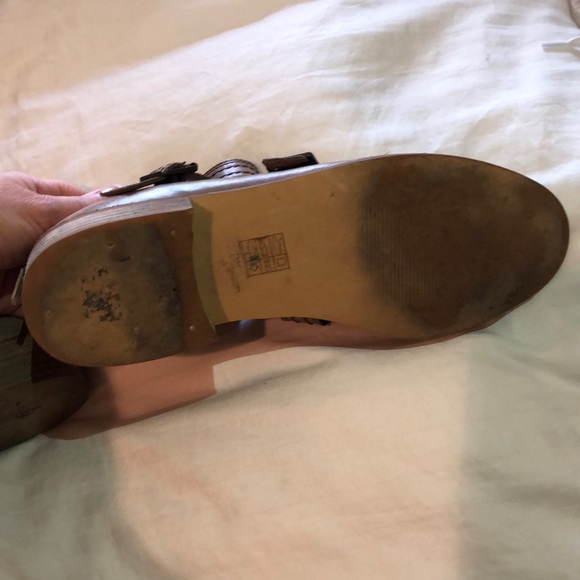 Gimmicks buckled sandals - Picture 7 of 8